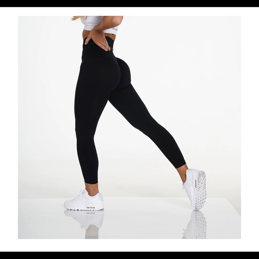 Black Solid Seamless Leggings